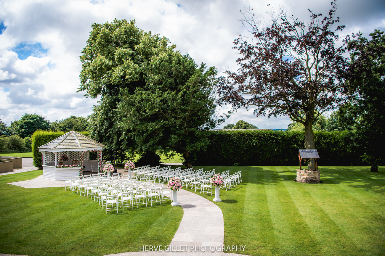 West Tower garden la pagoda wedding photography